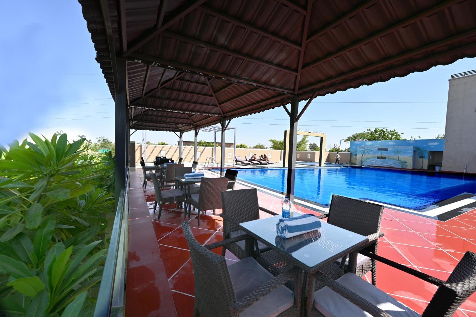 The Ganga Resort Bikaner Exteriör bild